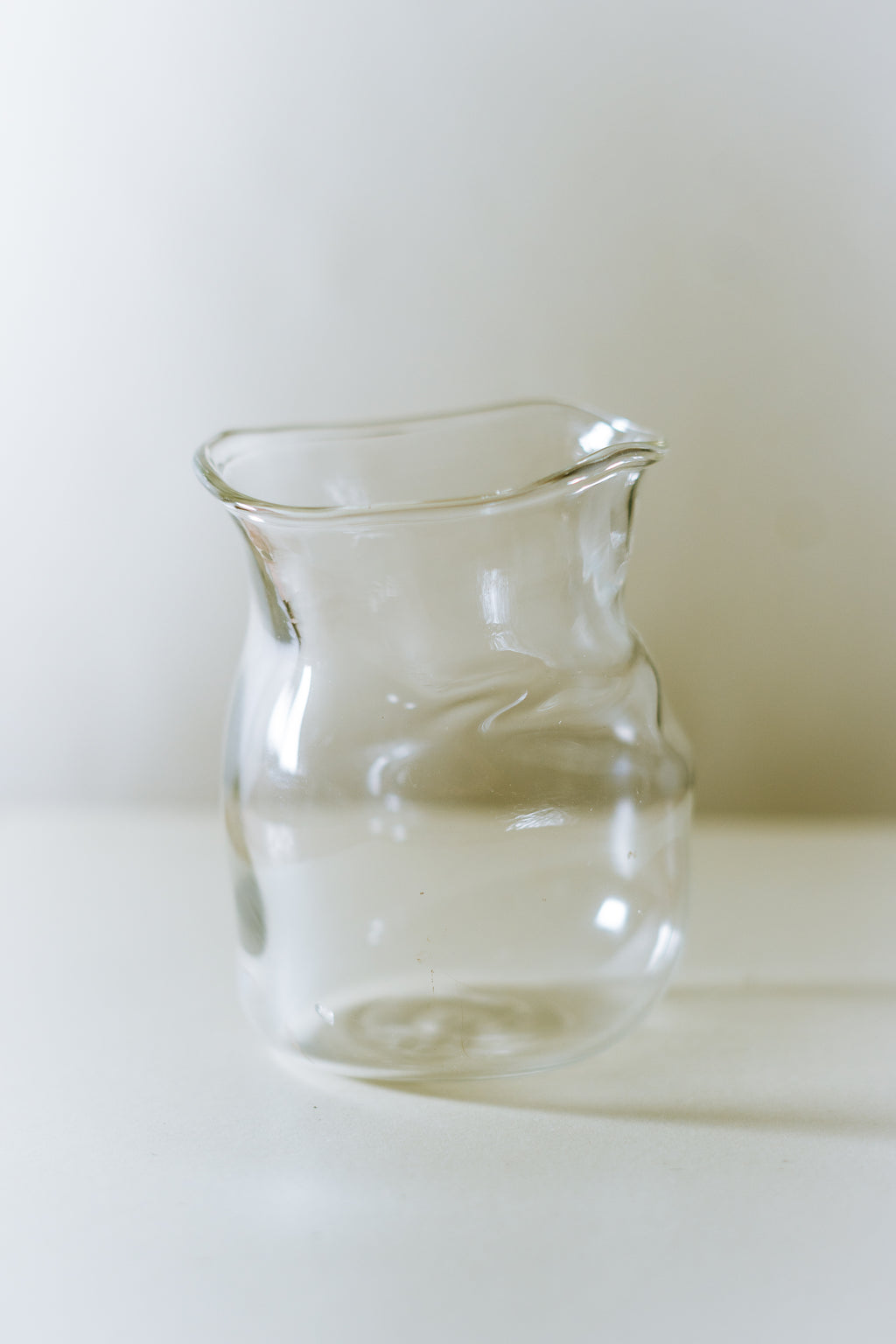 CLEAR GLASS